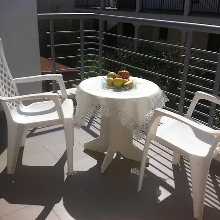 Sandy 8 Apartment Voroklini